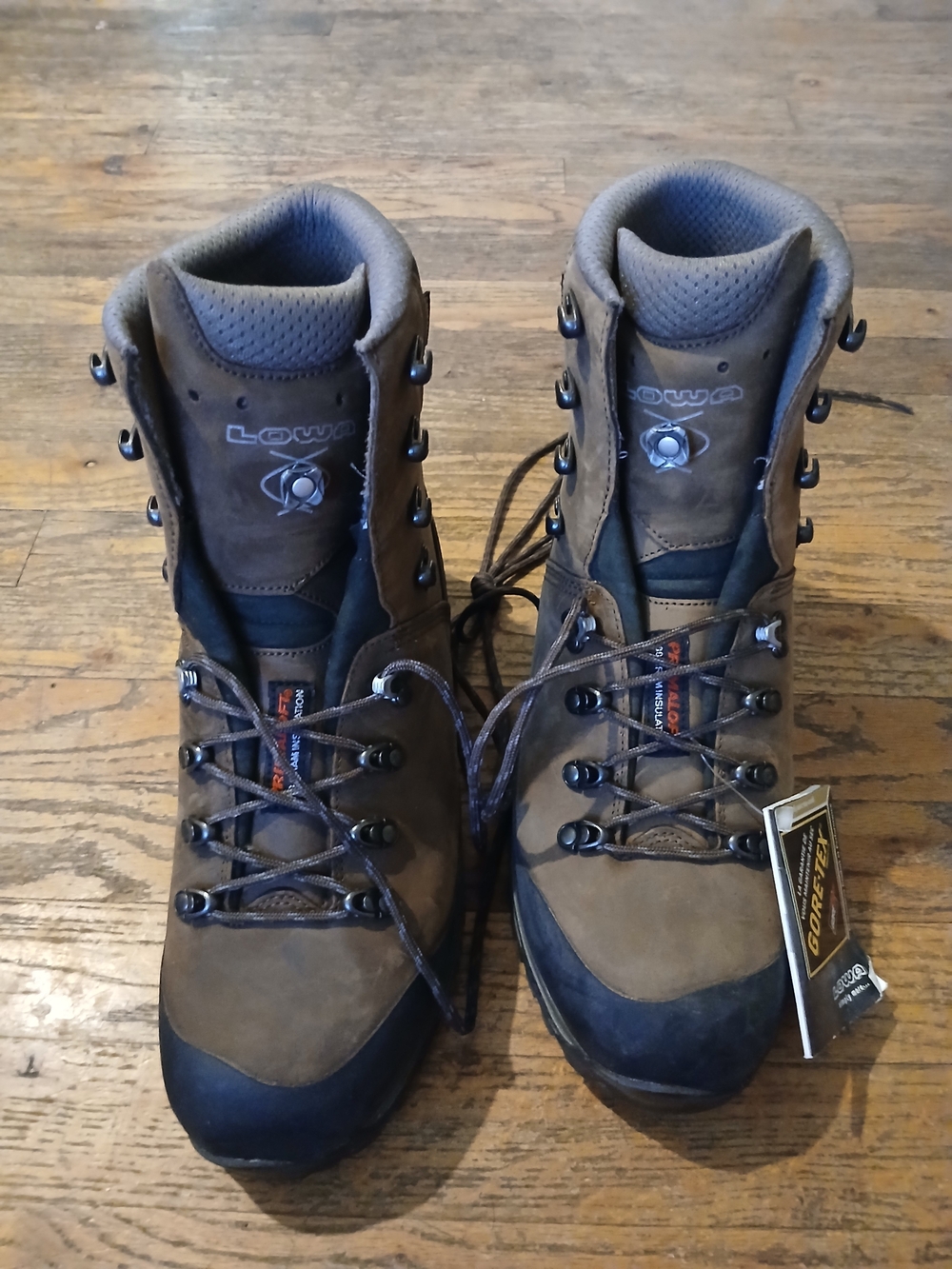 NWT LOWA Men’s Brown Hiking Boots — Waterproof Gore-Tex